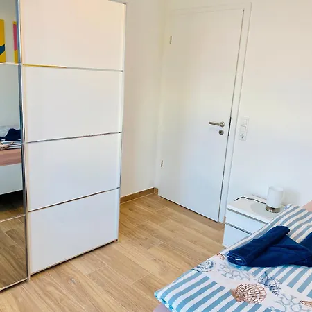 Apartment Duhner Allee 10, Litfass 11 *