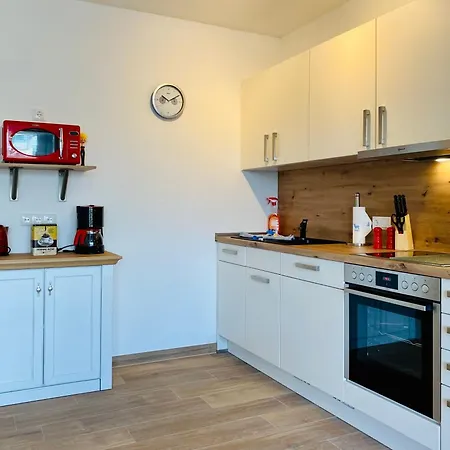 Duhner Allee 10, Litfass 11 * Cuxhaven