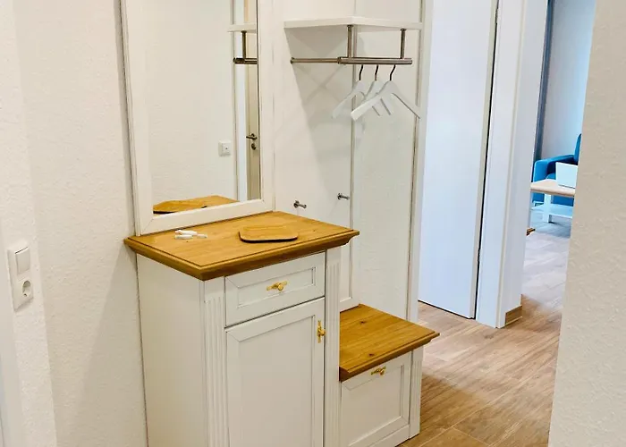 Duhner Allee 10, Litfass 11 Куксхафен